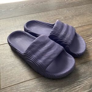Adidas adilette slide tech purple Men’s size 9 US (women’s size 11 US)